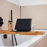 Edler Wohnraum Schwanenteich-penthouse Mit Garage, Grill, Kaffeevollautomat, Klima, Lift & Terrasse Appartamento Zwickau