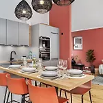 Edler Wohnraum Schwanenteich-penthouse Mit Garage, Grill, Kaffeevollautomat, Klima, Lift & Terrasse Appartamento *