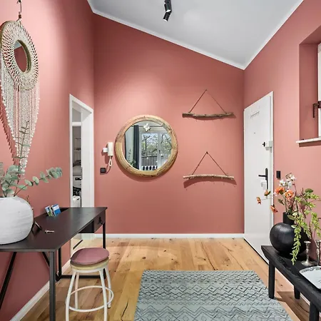 Edler Wohnraum Schwanenteich-penthouse Mit Garage, Grill, Kaffeevollautomat, Klima, Lift & Terrasse Apartman