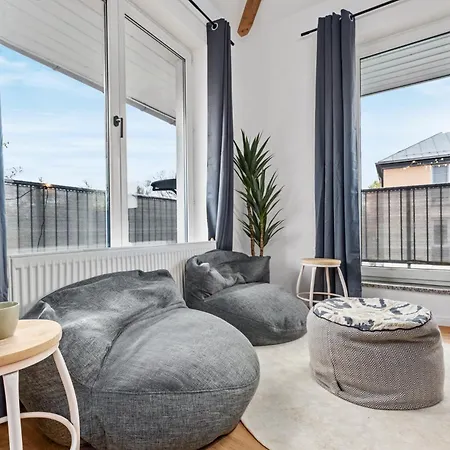Edler Wohnraum Schwanenteich-Penthouse Mit Seeblick-Dachterrasse, Garage, Grill, Siemens-Kaffeevollautomat, Klima, Lift & Wlan 701 Mbps * Zwickau