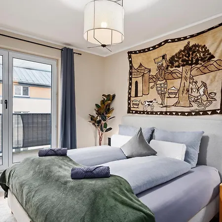 Edler Wohnraum Schwanenteich-penthouse Mit Garage, Grill, Kaffeevollautomat, Klima, Lift & Terrasse